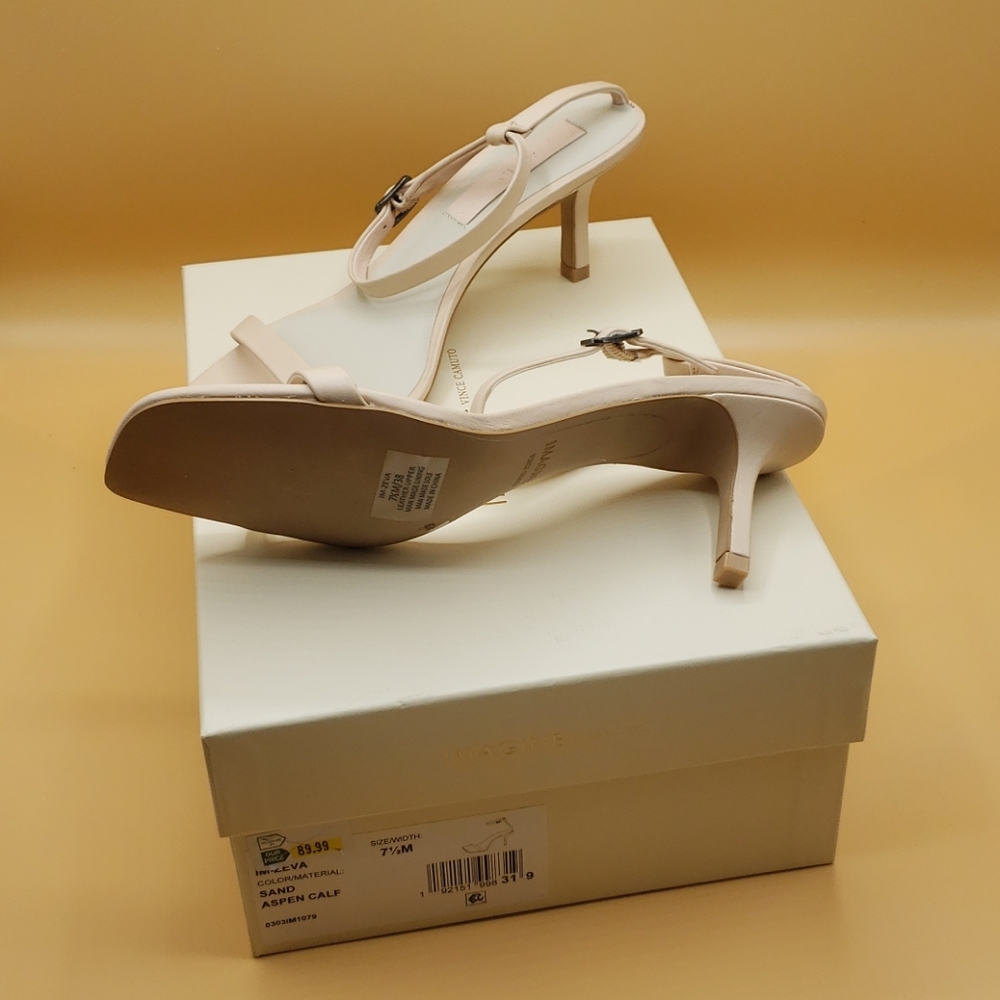 Ladies heels VinceCamuto 7 1/2 - Picture 3 of 5